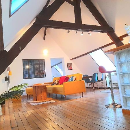 Le Nid D'Hirondelles - Appartement De Caractere Hypercentre Au Calme Bourges Eksteriør bilde