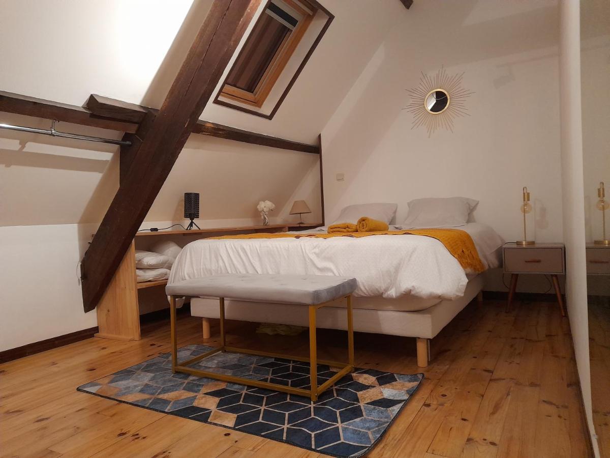 Le Nid D'Hirondelles - Appartement De Caractere Hypercentre Au Calme Bourges Eksteriør bilde