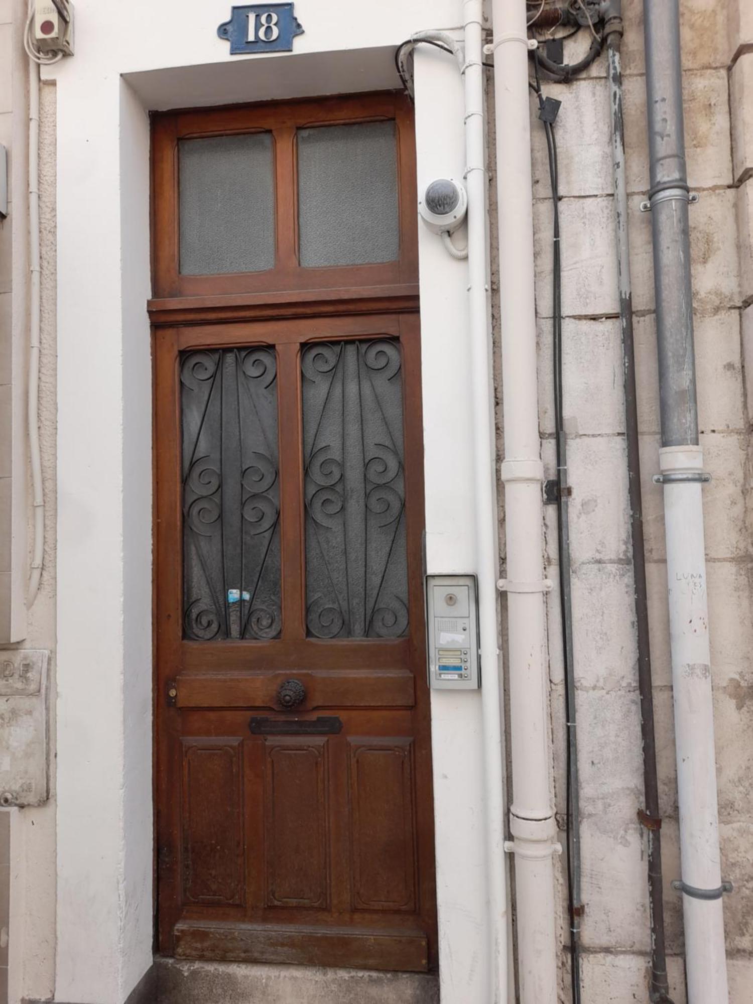 Le Nid D'Hirondelles - Appartement De Caractere Hypercentre Au Calme Bourges Eksteriør bilde